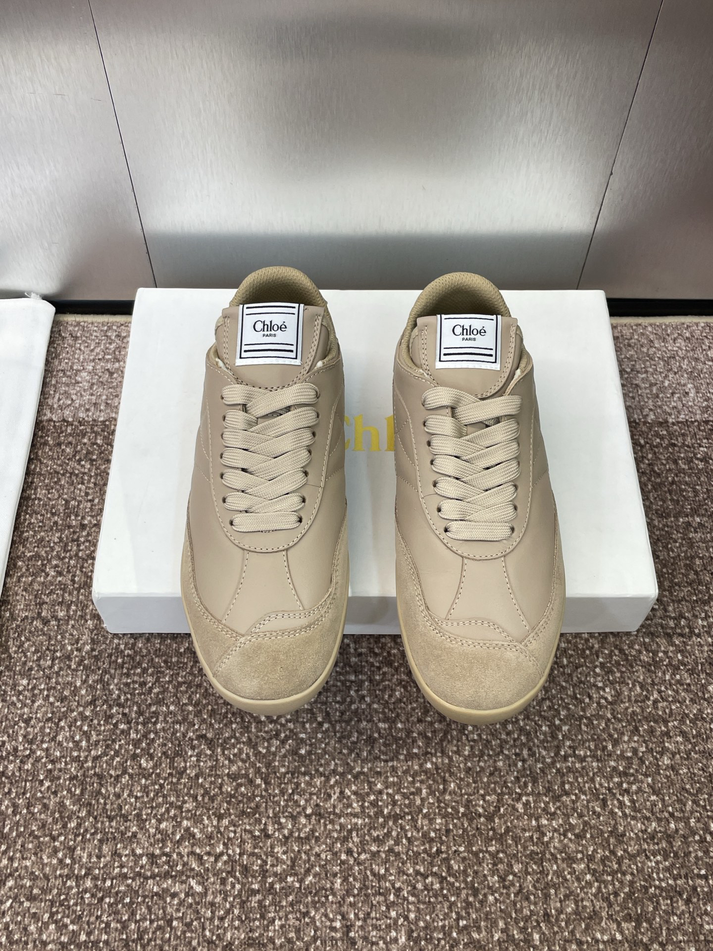 Chloe Runway Low-Top Sneakers Khaki