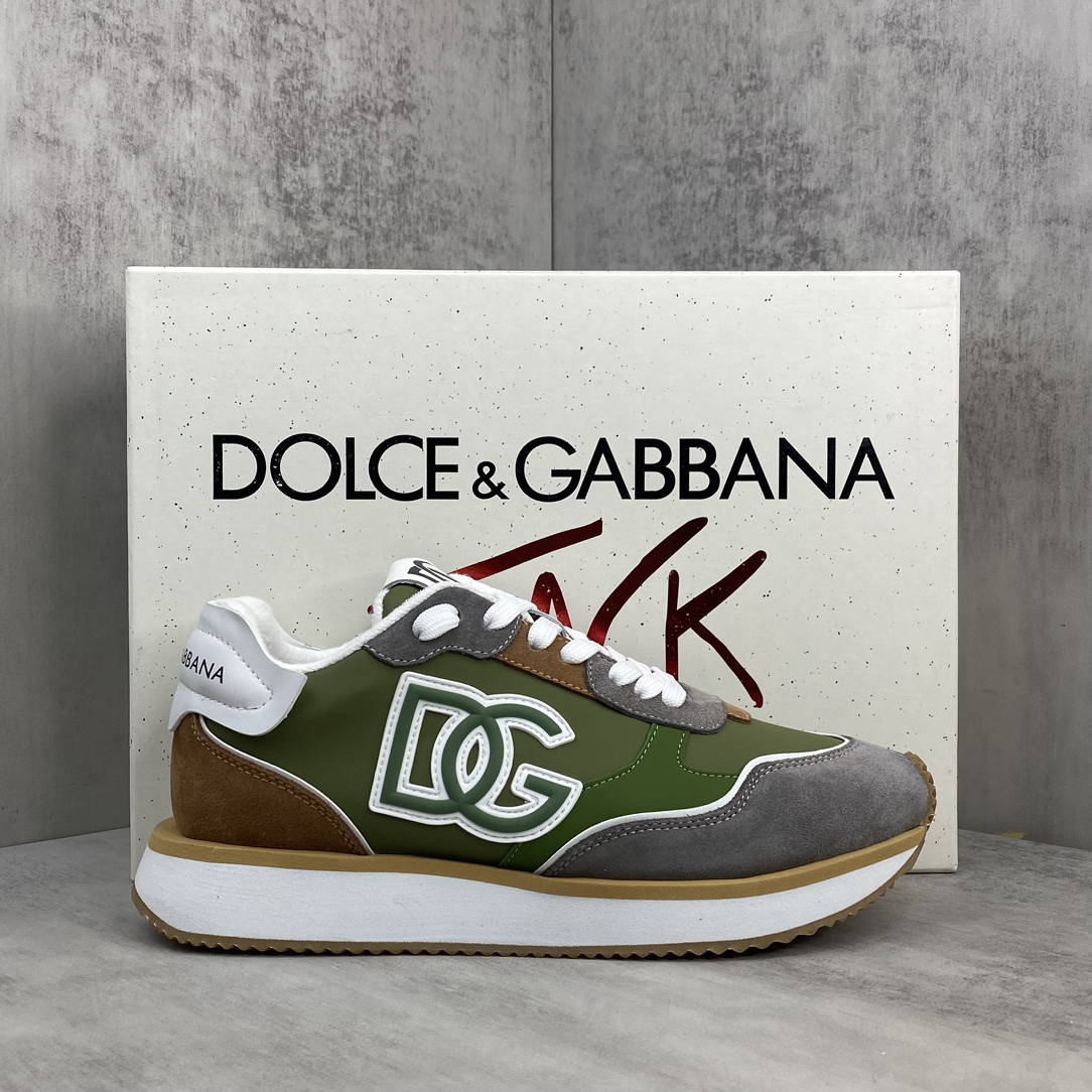 Dolce & Gabbana DG Logo Dad Sneakers Green