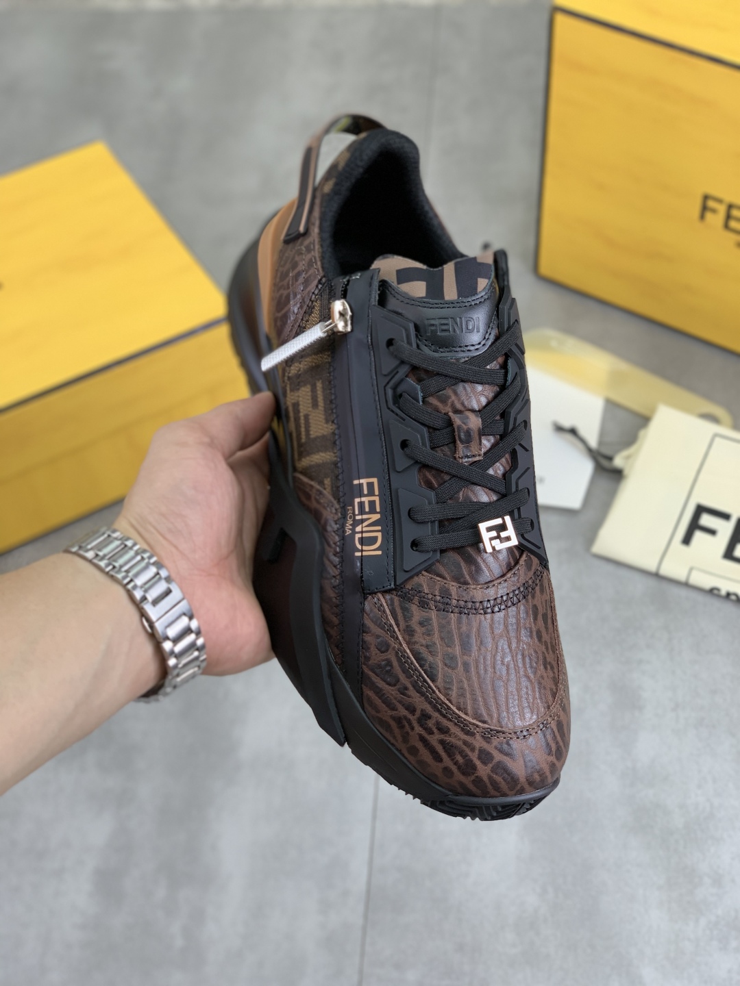 Fendi Flow Low-Top Sneakers Brown