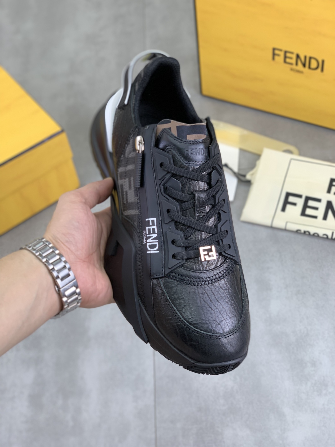 Fendi Flow Low-Top Sneakers Black