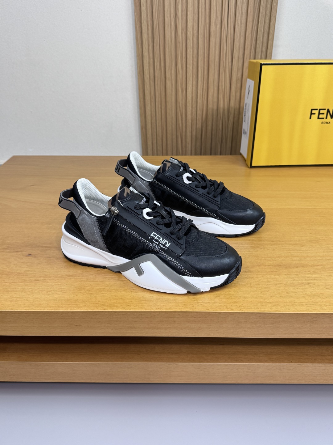 Fendi Flow Low-Top Sneakers Black