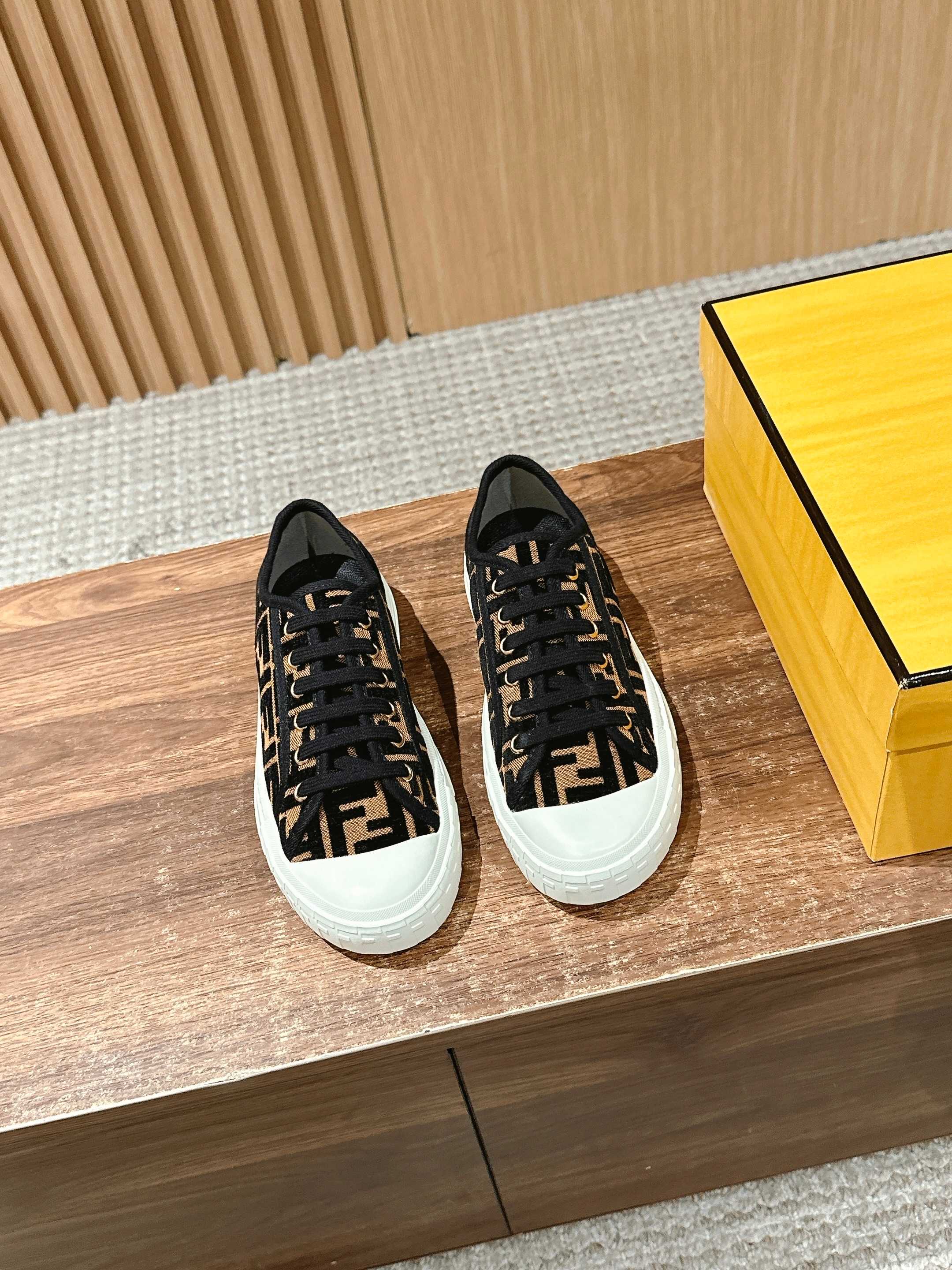 Fendi FF Canvas Sneakers Black