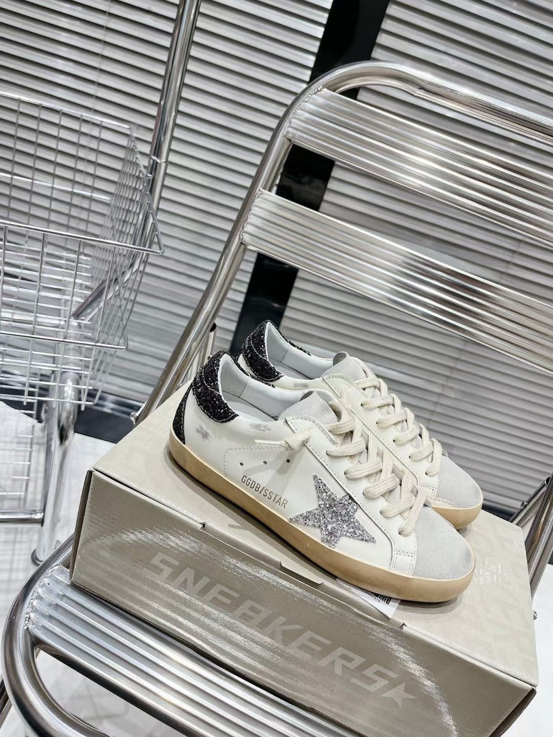 Golden Goose Superstar Sneakers Black/Silver/White