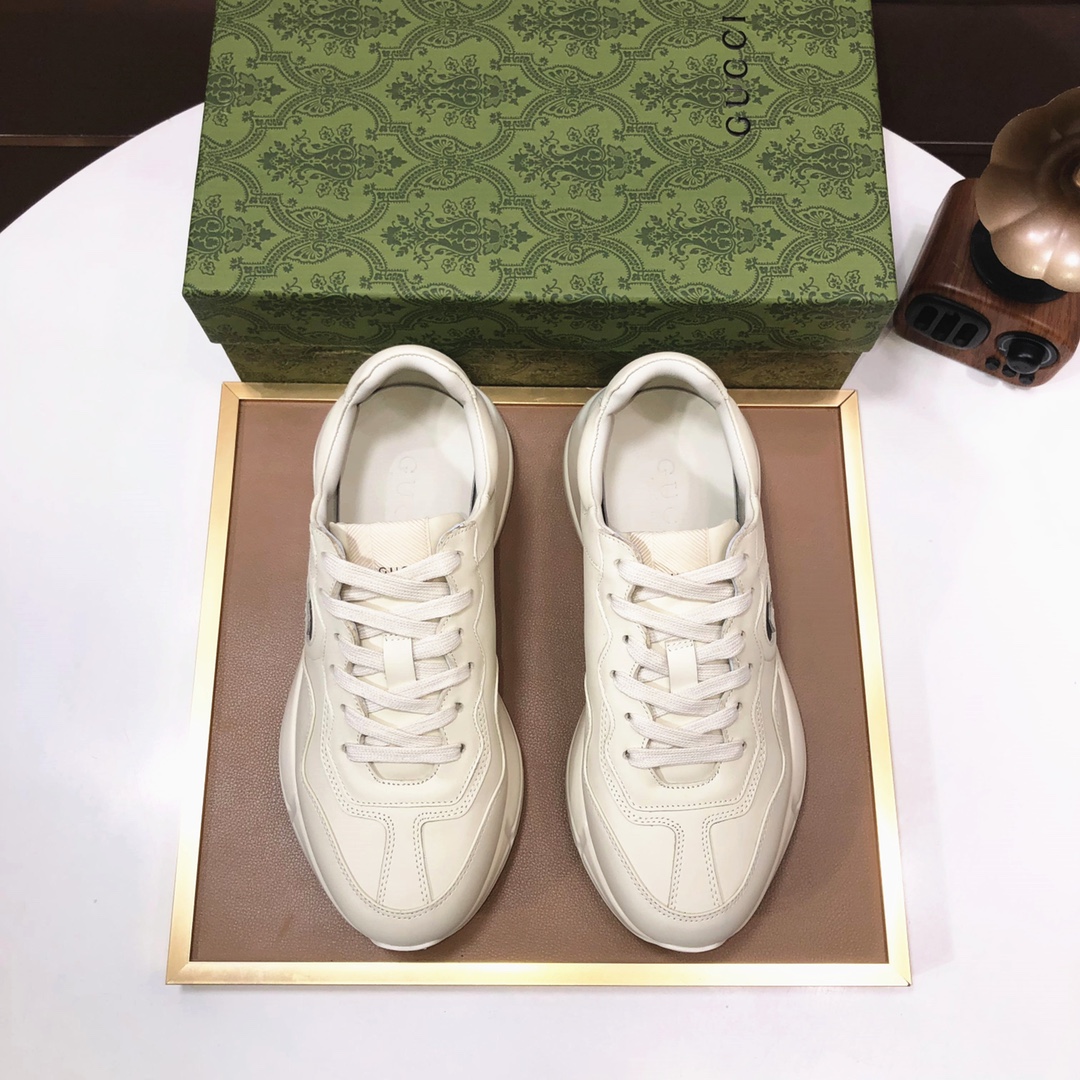 Gucci Dad Sneakers Thick Sole Beige