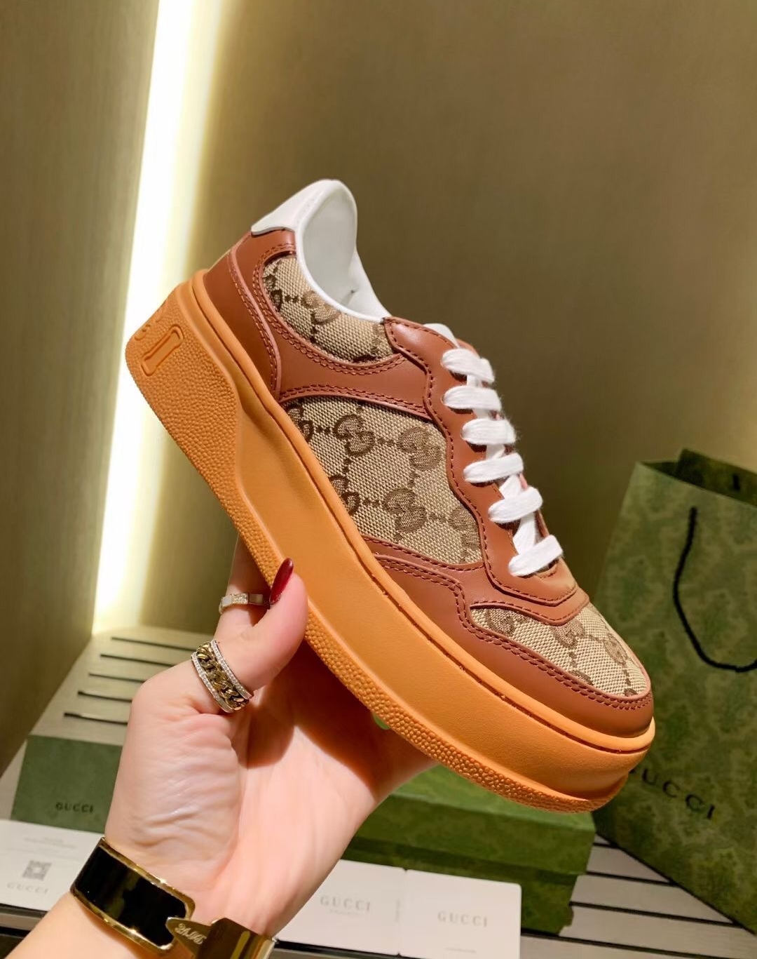 Gucci GG Canvas Low-Top Sneakers Brown