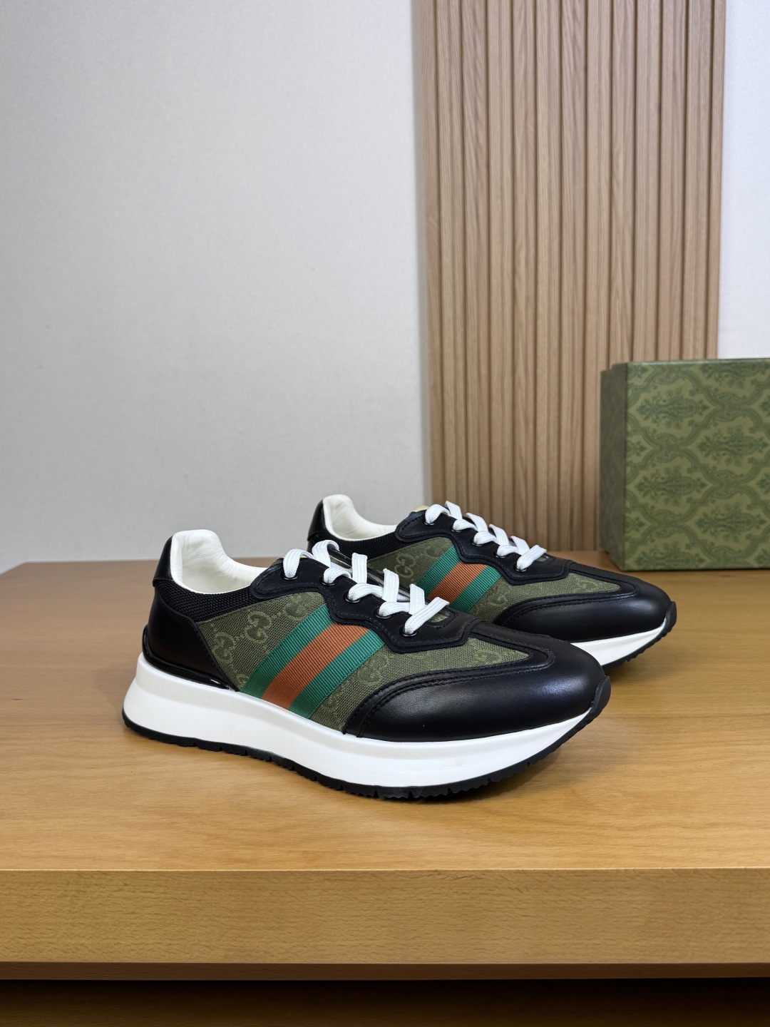 Gucci Web Stripe GG Sneakers Multicolor