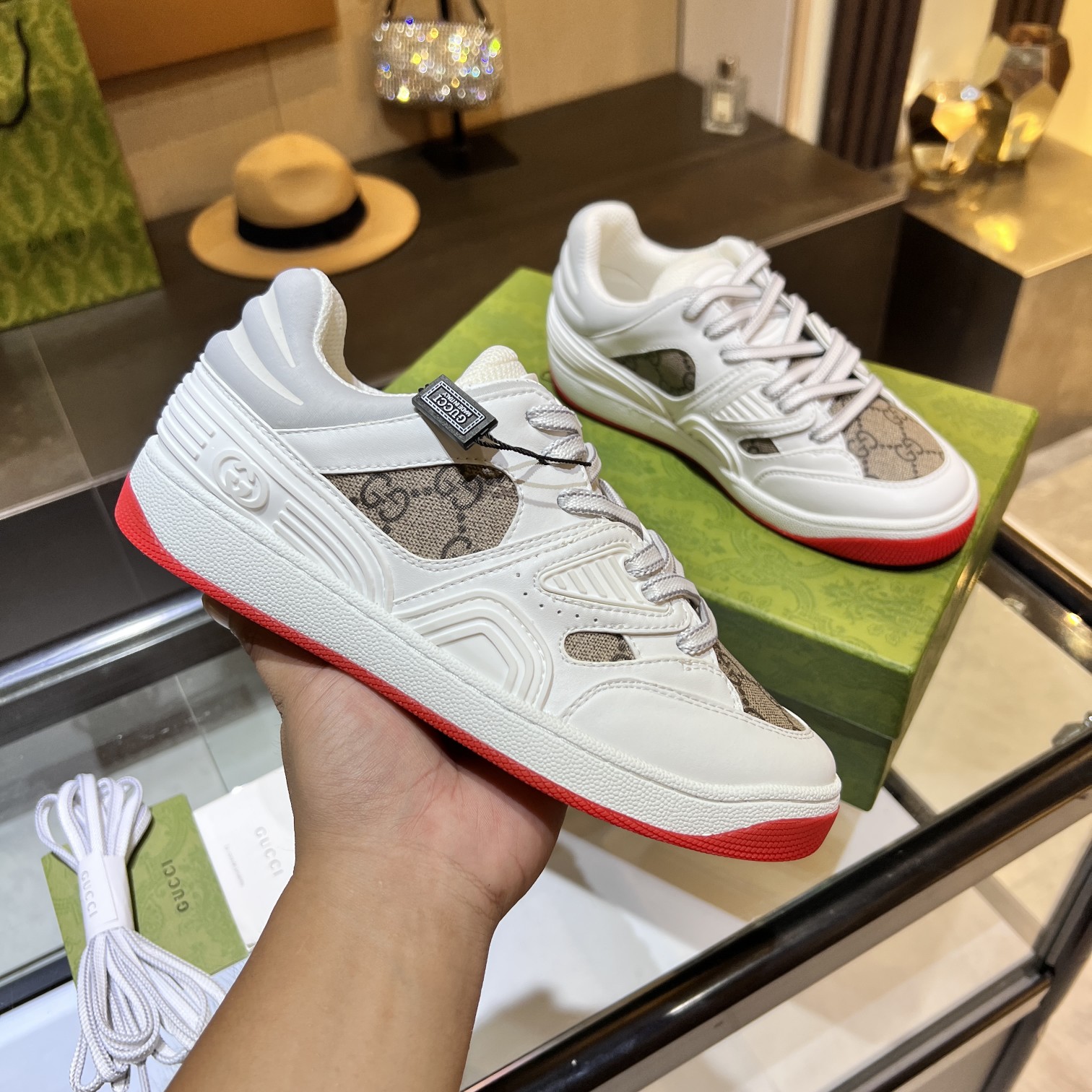 Gucci GG Low-Top Sneakers White/Red