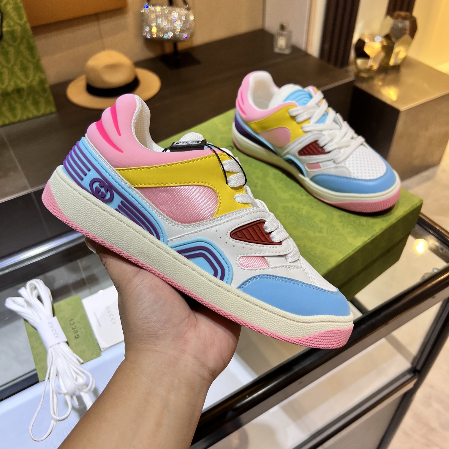 Gucci Low-Top Sneakers Multicolor