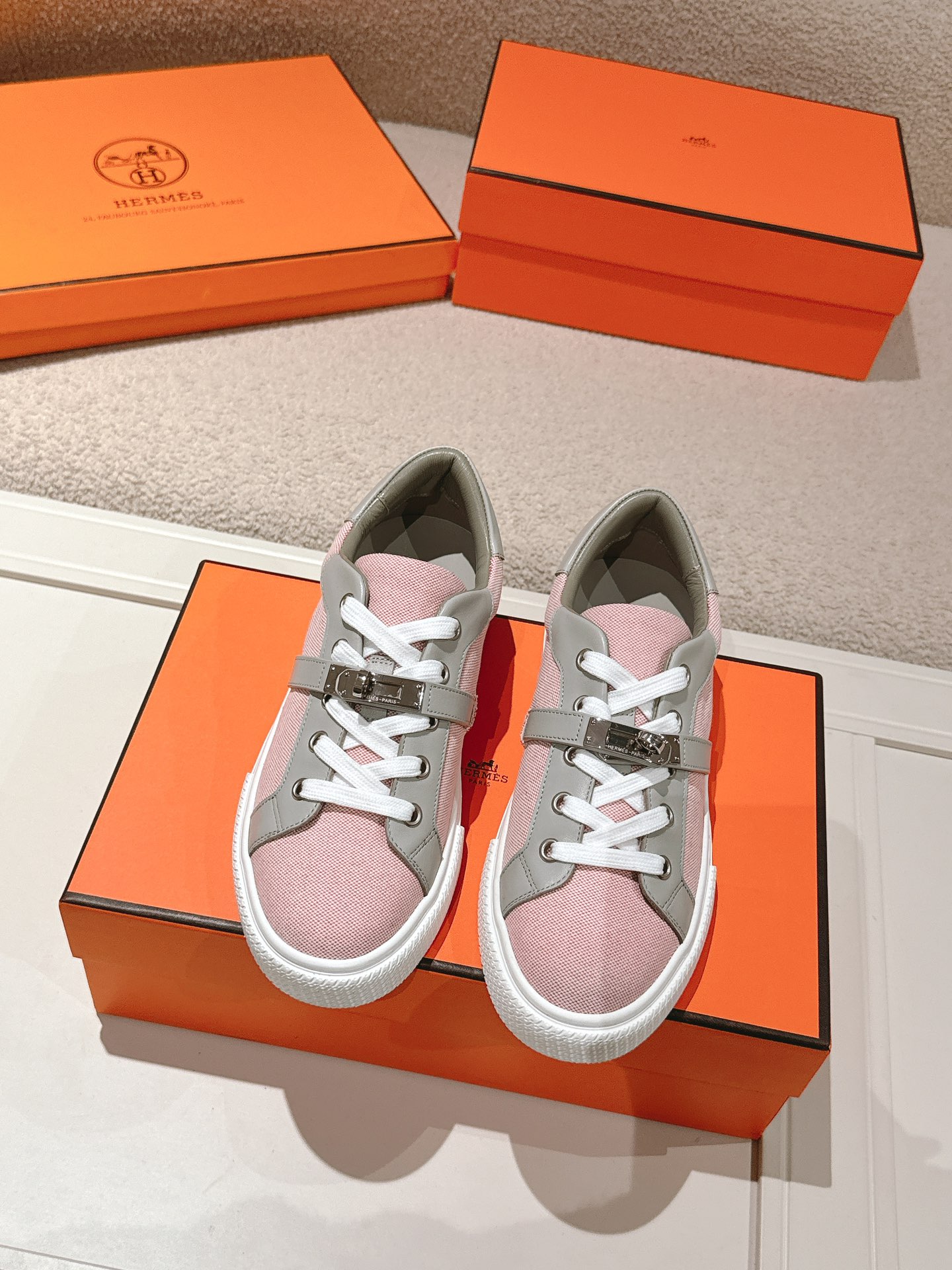 Hermes Kelly Buckle Sneakers Pink