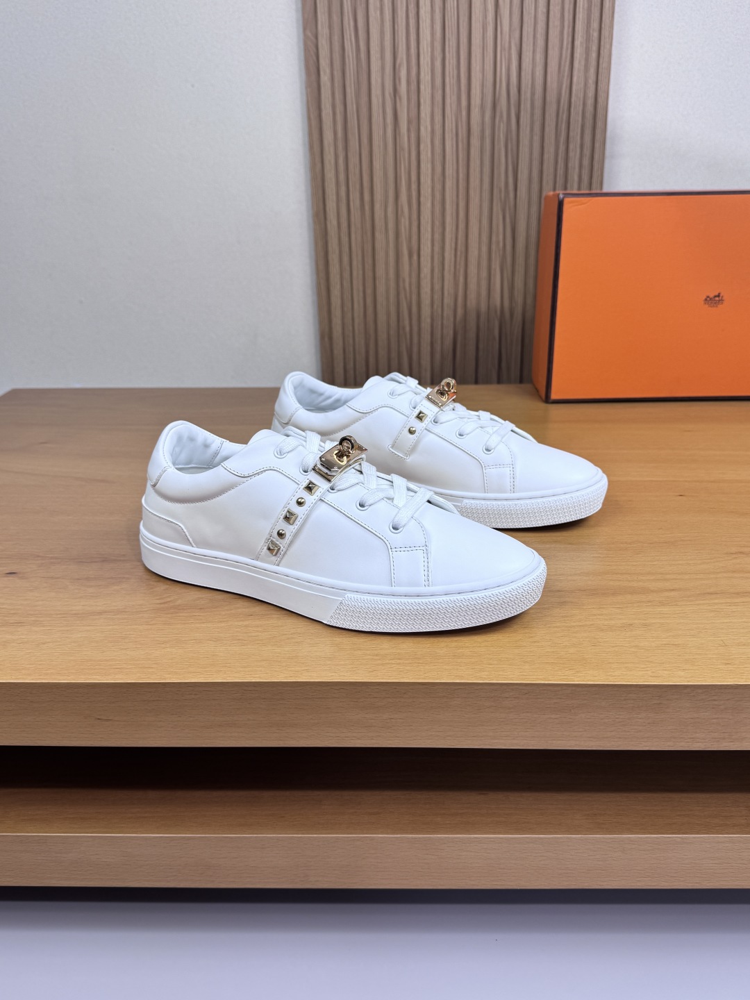 Hermes Leather Casual Sneakers White