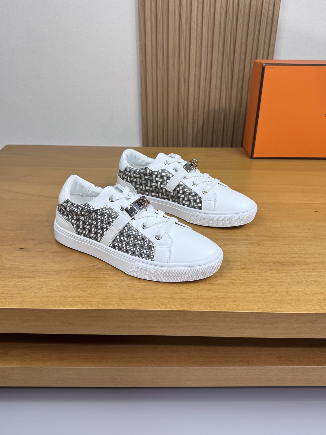Hermes Nappa Leather Low-Top Sneakers White