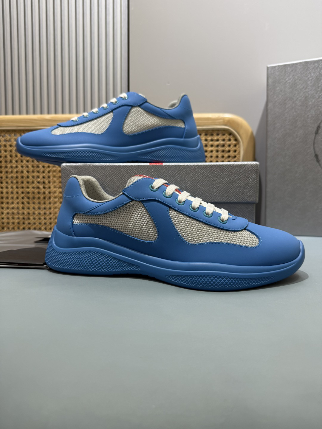 Prada Americas Cup Sneakers Klein Blue