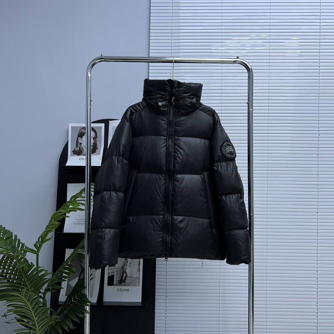 Canada Goose Crofton Puffer Jacket Black
