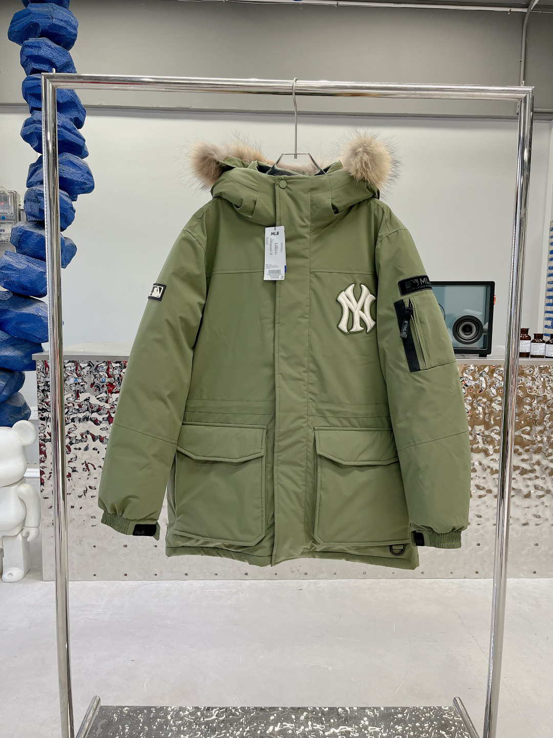 MLB NY Yankees Fur-Trim Down Parka Olive