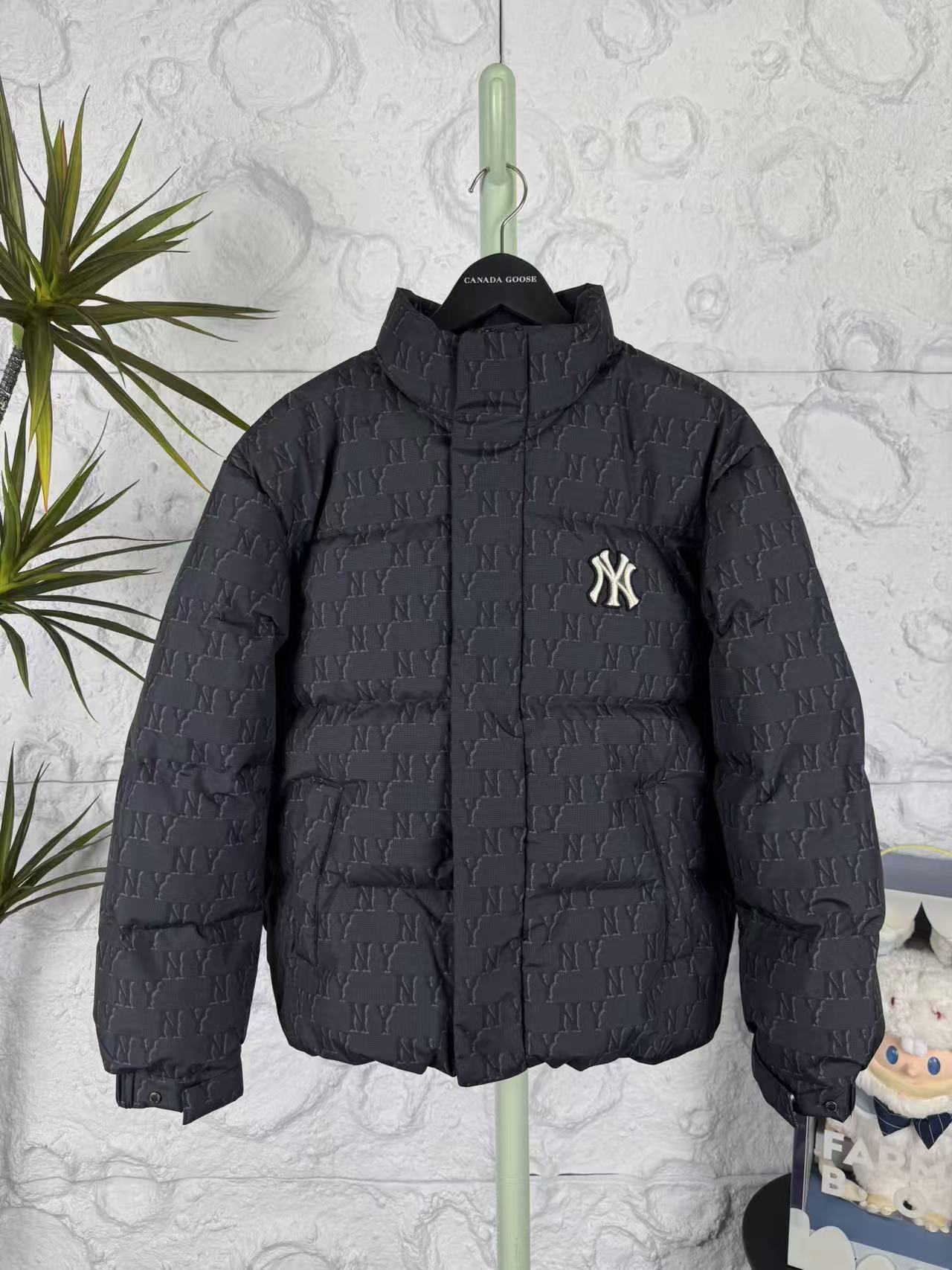 MLB NY Monogram Down Jacket Black