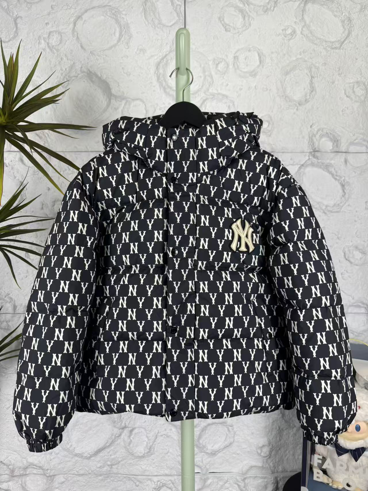 MLB Monogram Hooded Down Jacket Black
