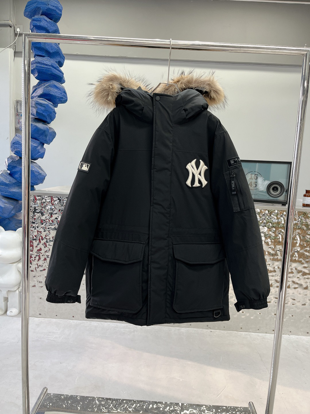 MLB Yankees Hooded Down Parka Black