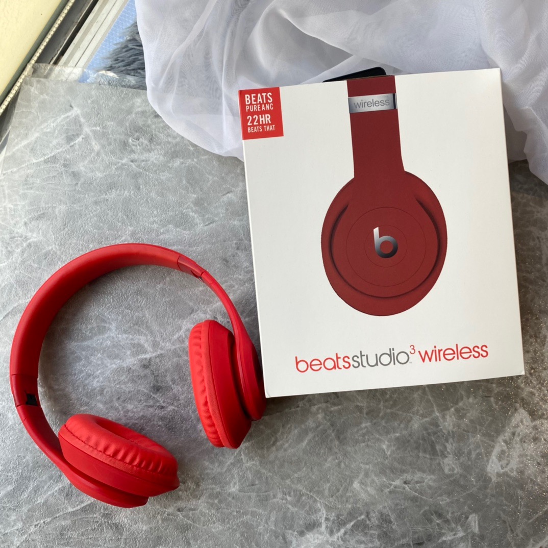Beats Studio3 Wireless ANC Red