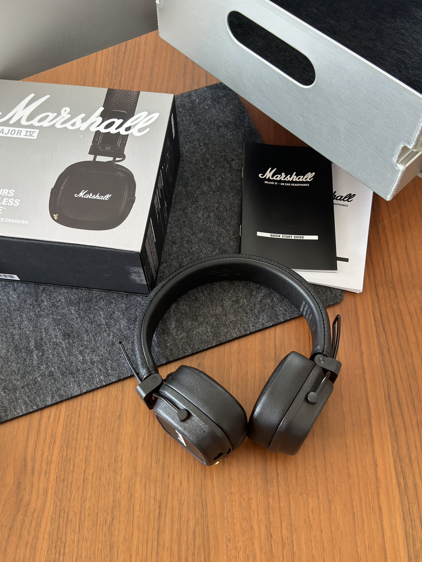 Marshall Major IV Wireless On-Ear Headphones Black