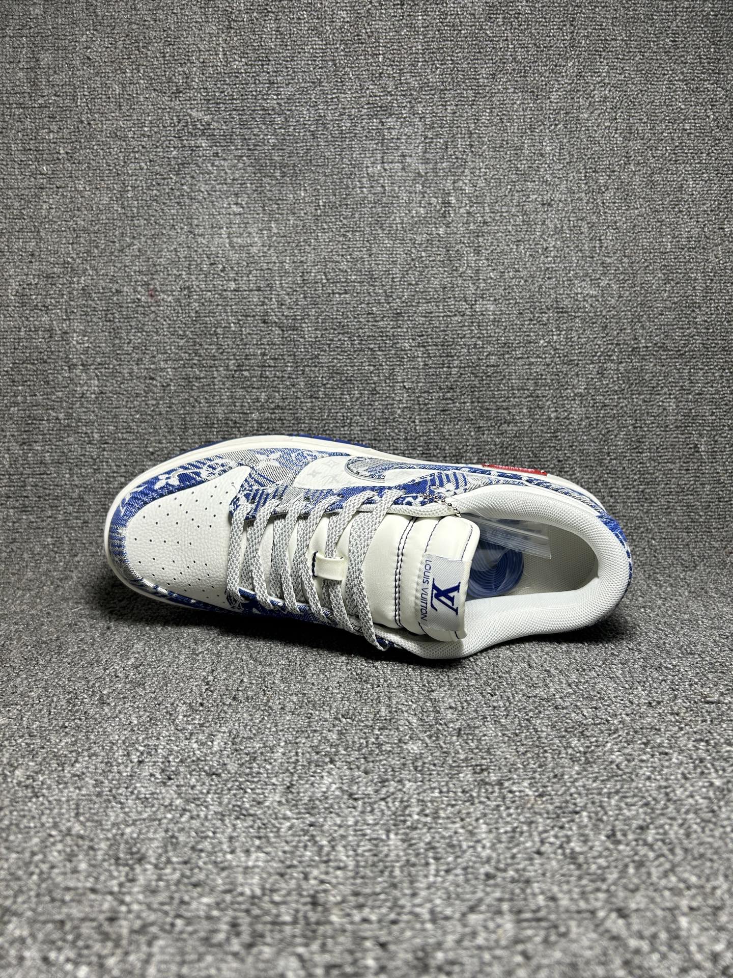 Nike SB Dunk LV Blue