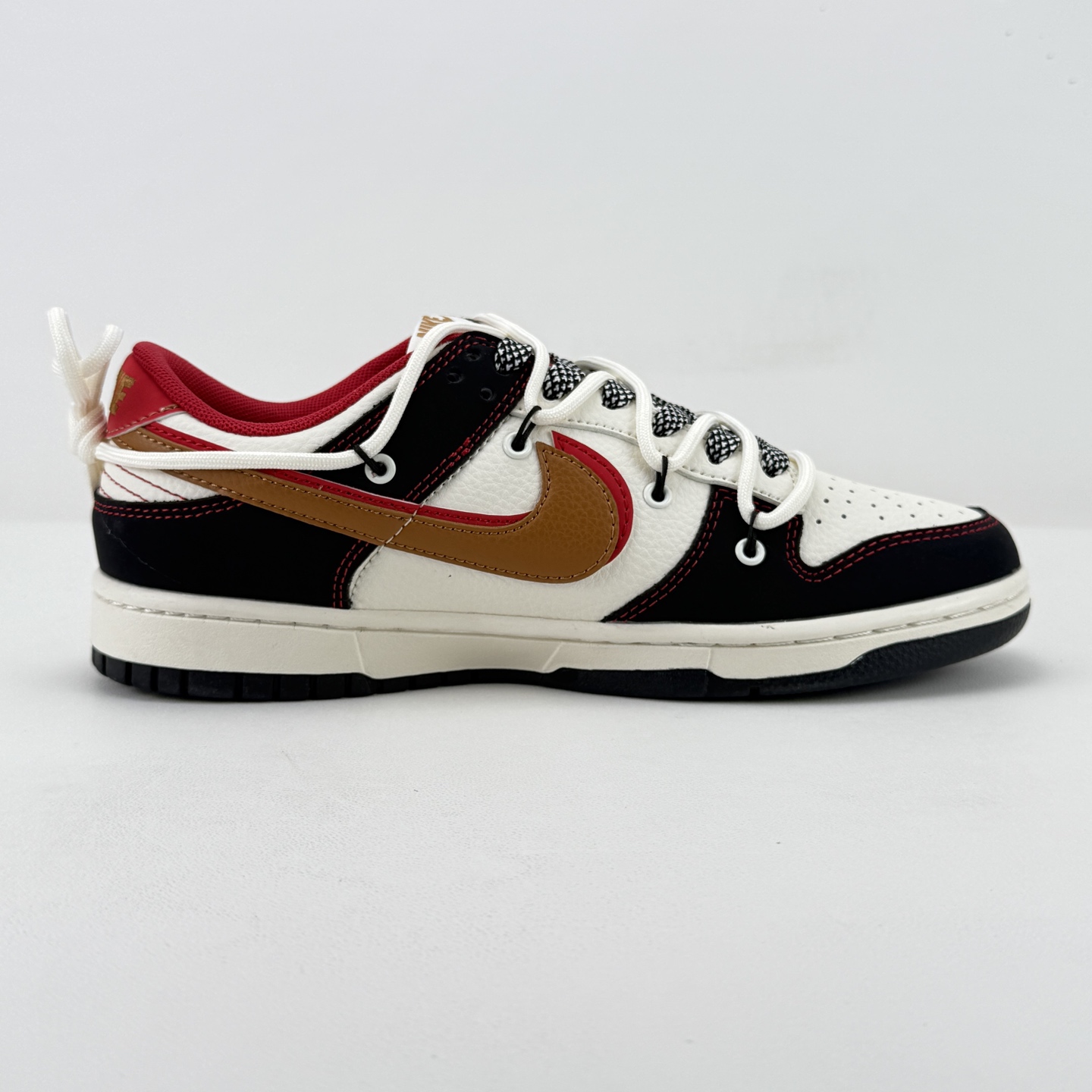 Nike SB Dunk Low Multicolor
