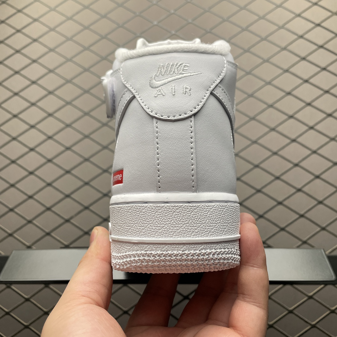 Nike Air Force 1 Mid x Supreme White