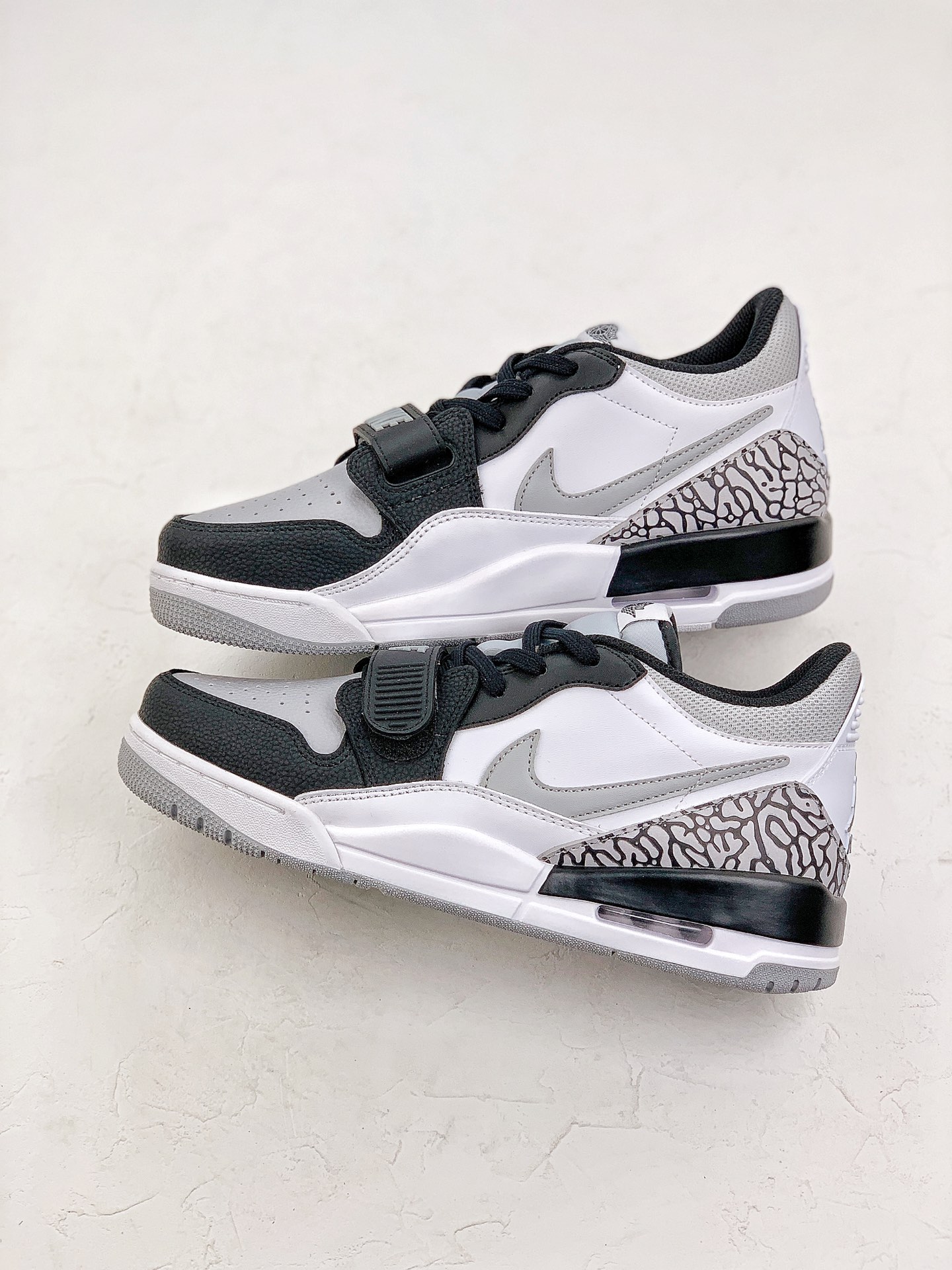 Jordan Legacy 312 Low Sneakers Black/White/Grey