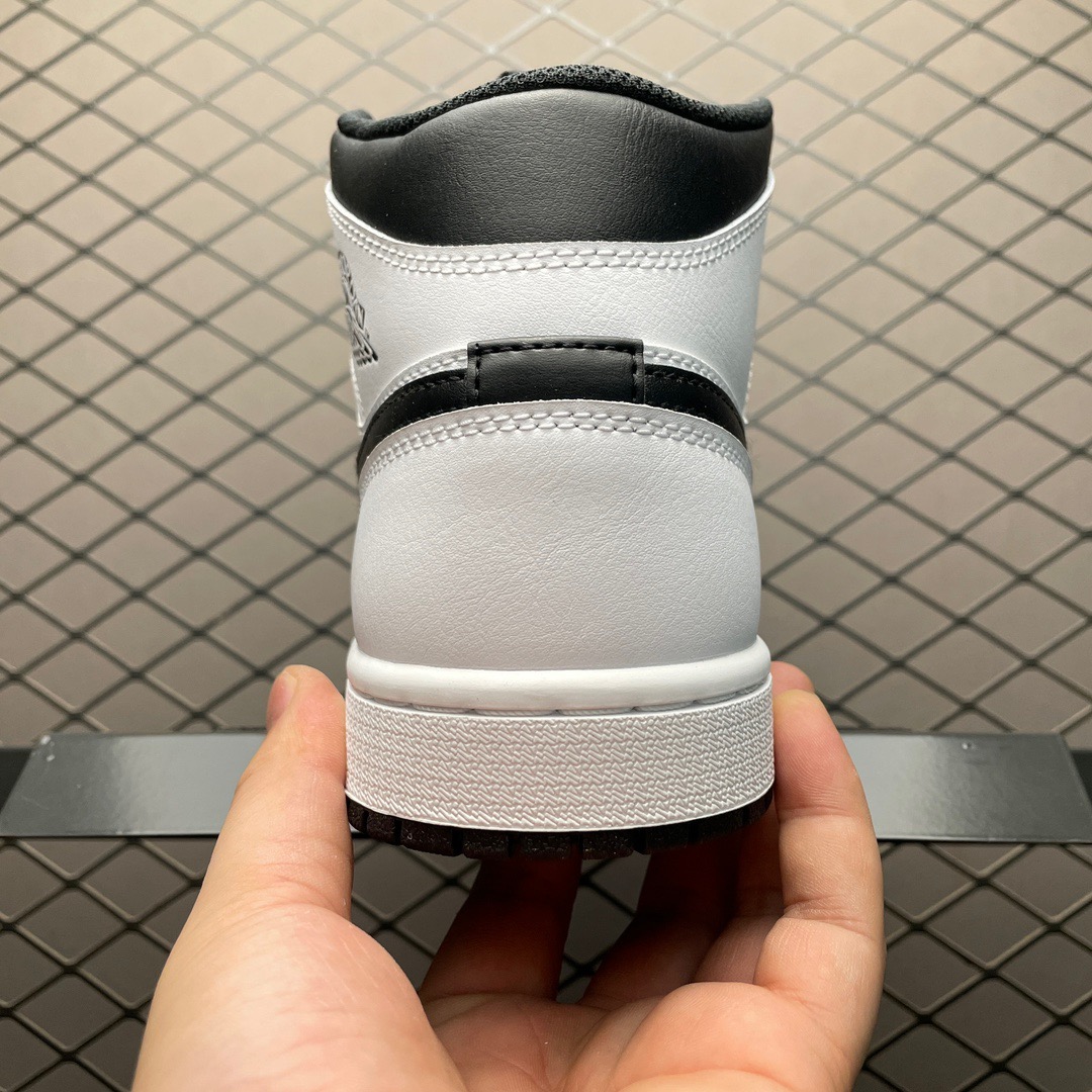 Jordan Air Jordan 1 Mid Leather Sneakers White/Black