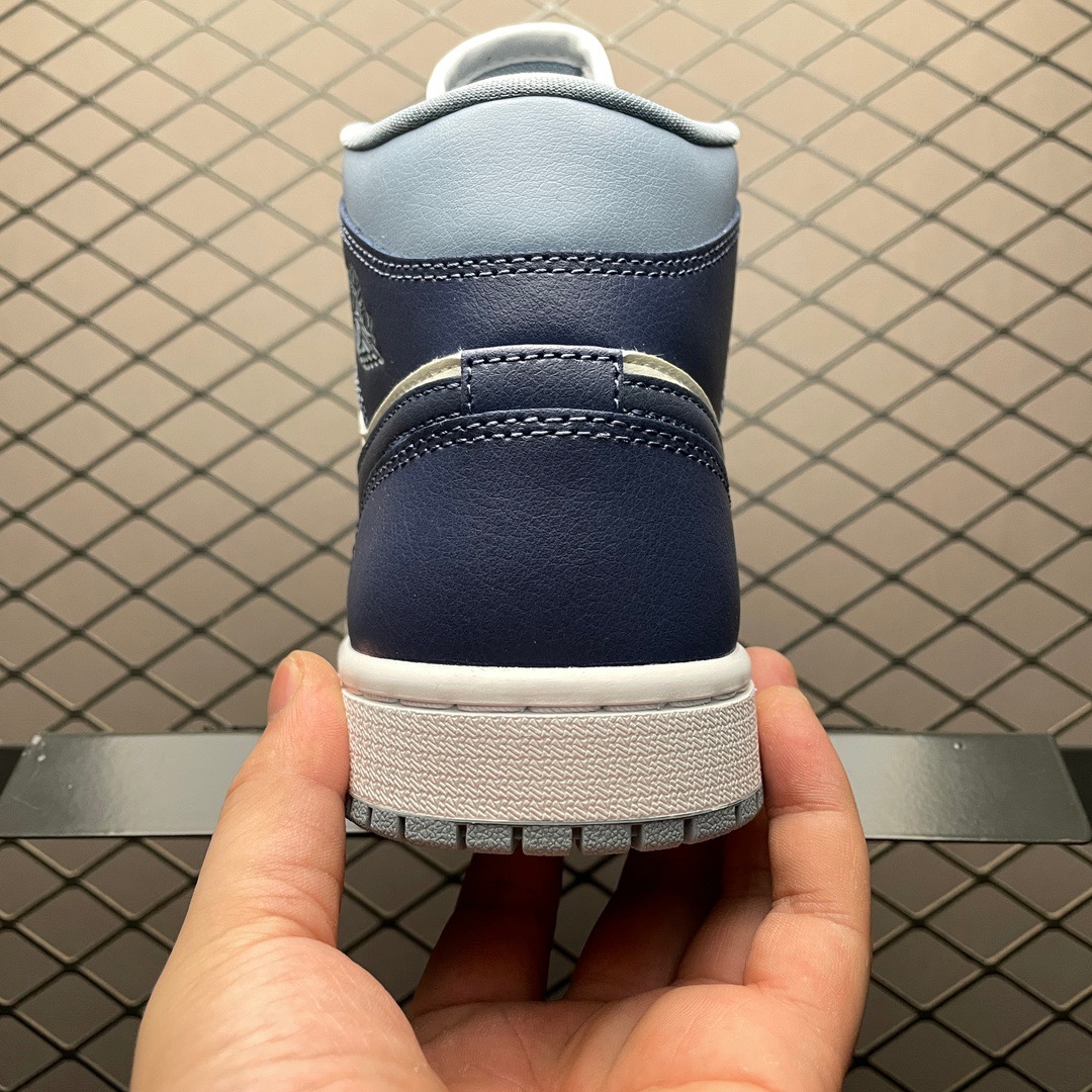 Jordan Air Jordan 1 Mid Basketball Shoes Blue/White