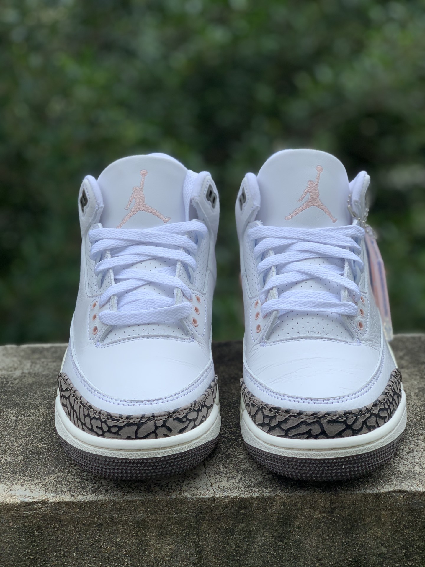 Jordan 3 SE Denim Fire Red White Pink