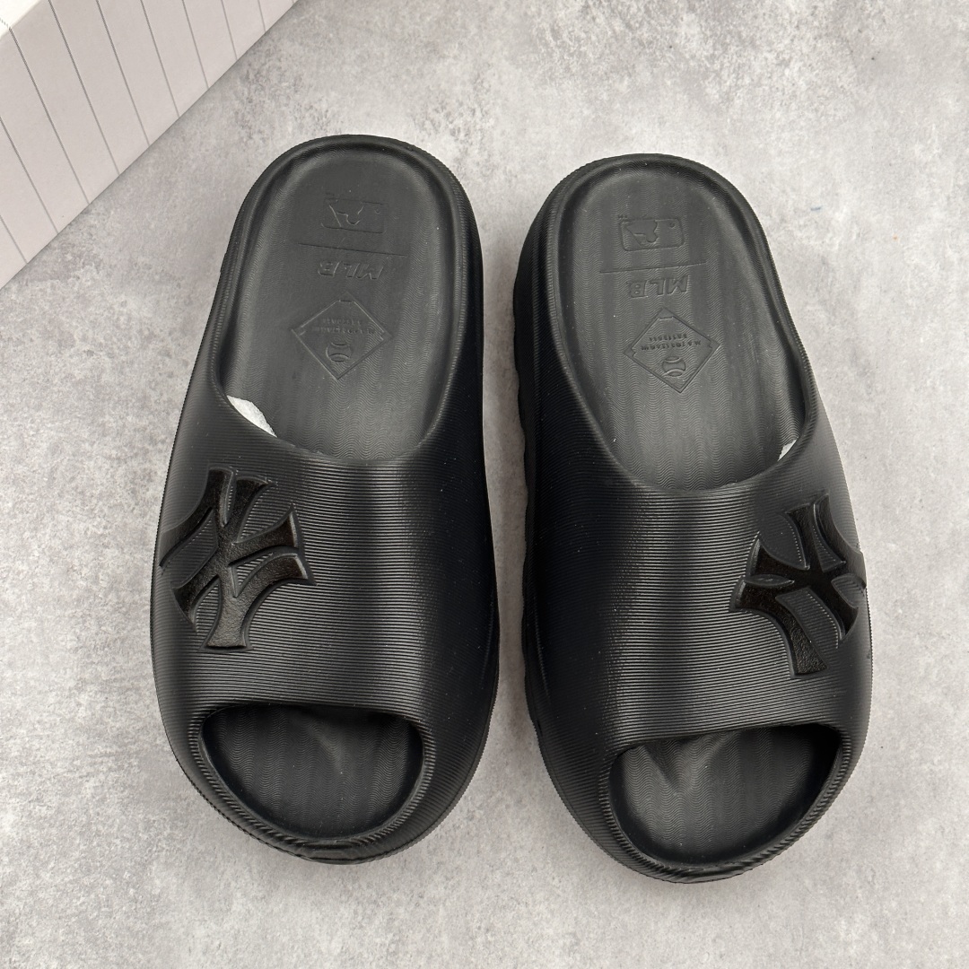 MLB NY Skier Slide Sandals Black