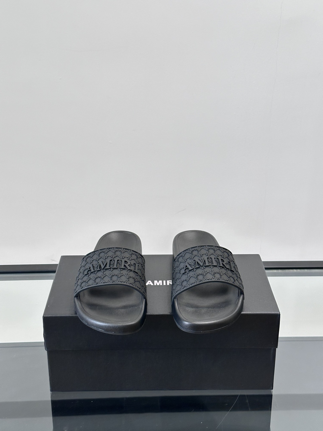 Amiri Embossed Logo Slide Sandals Black