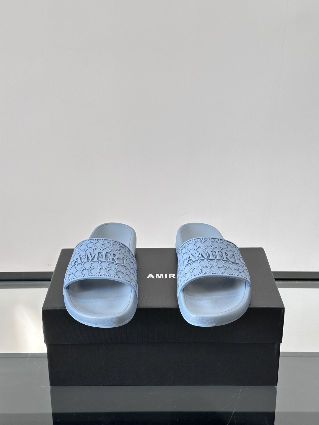Amiri Embossed Logo Slides Blue