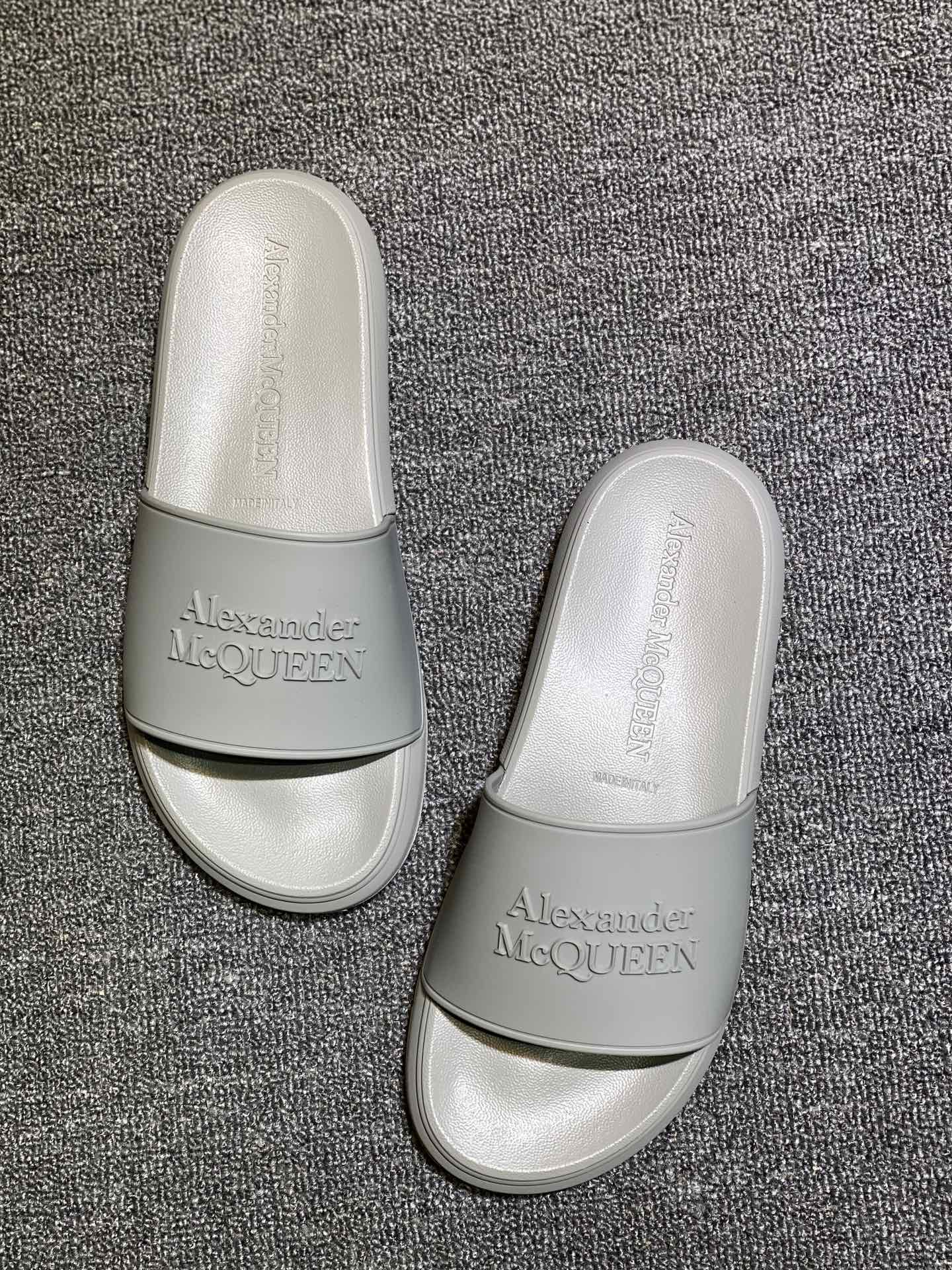 Alexander McQueen Logo Slides Grey