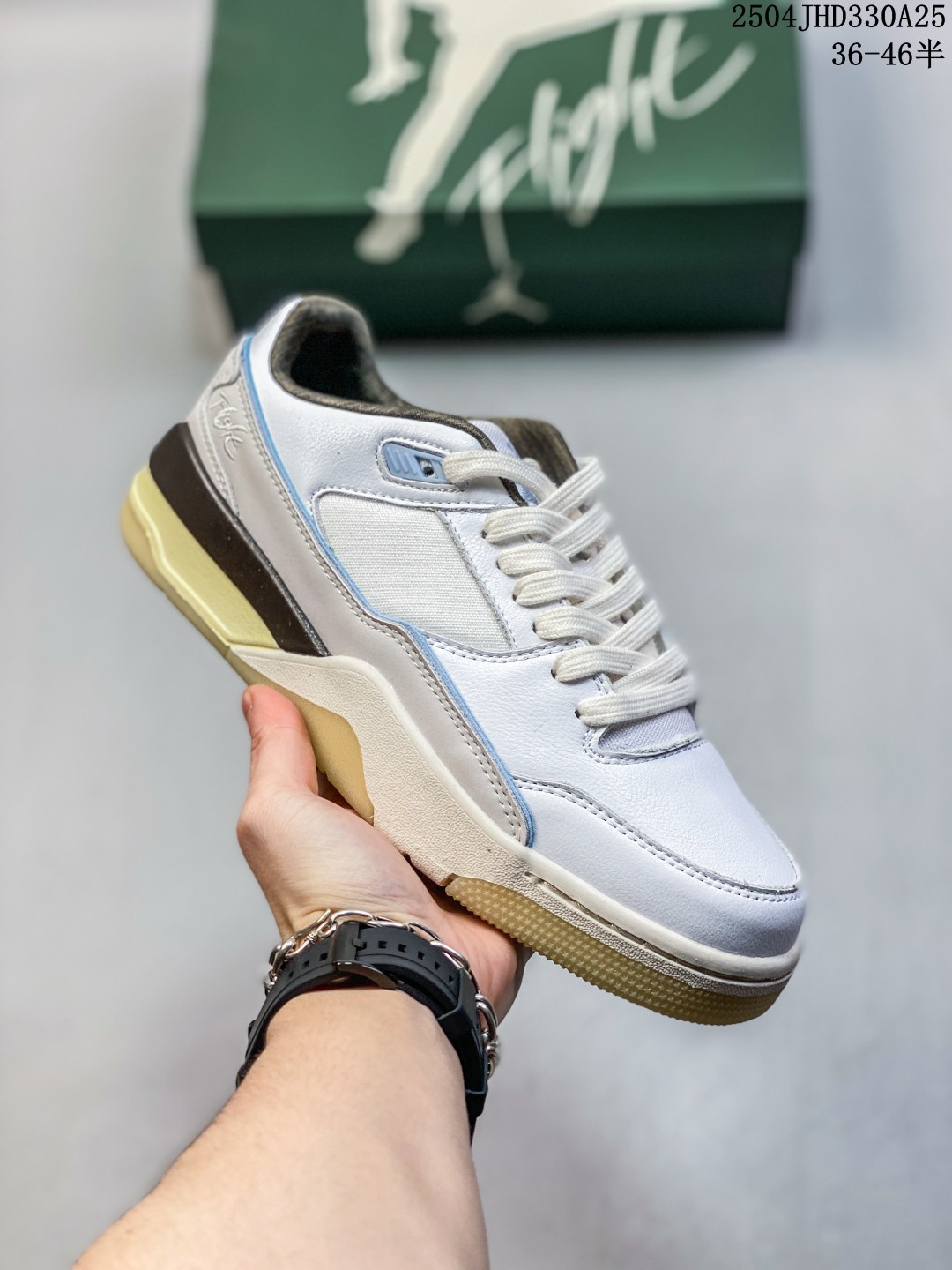 Who Decides War Flight Court Low Sneakers Multicolor