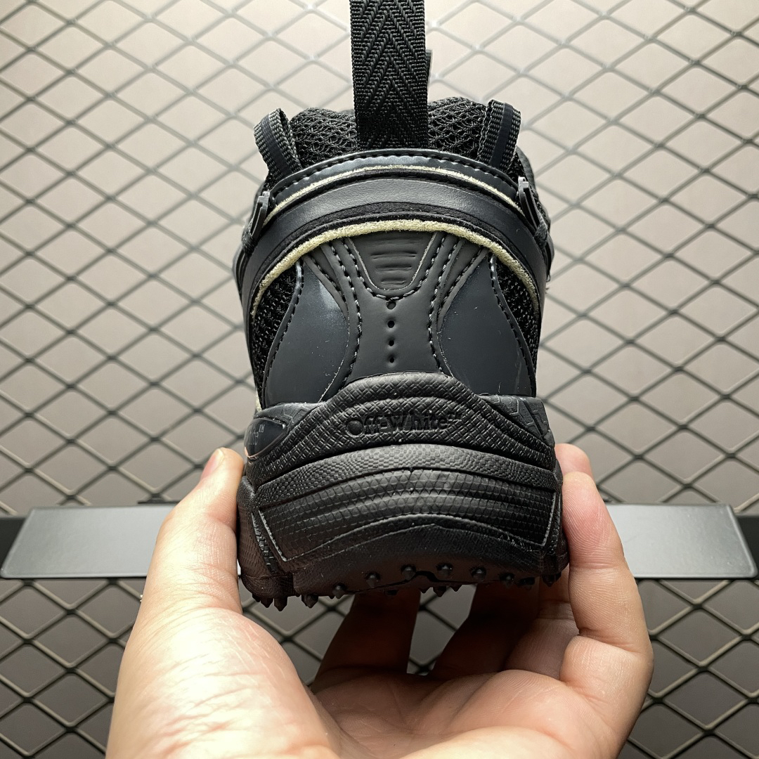 Off-White Low-Top Retro Casual Sneakers Black/Grey