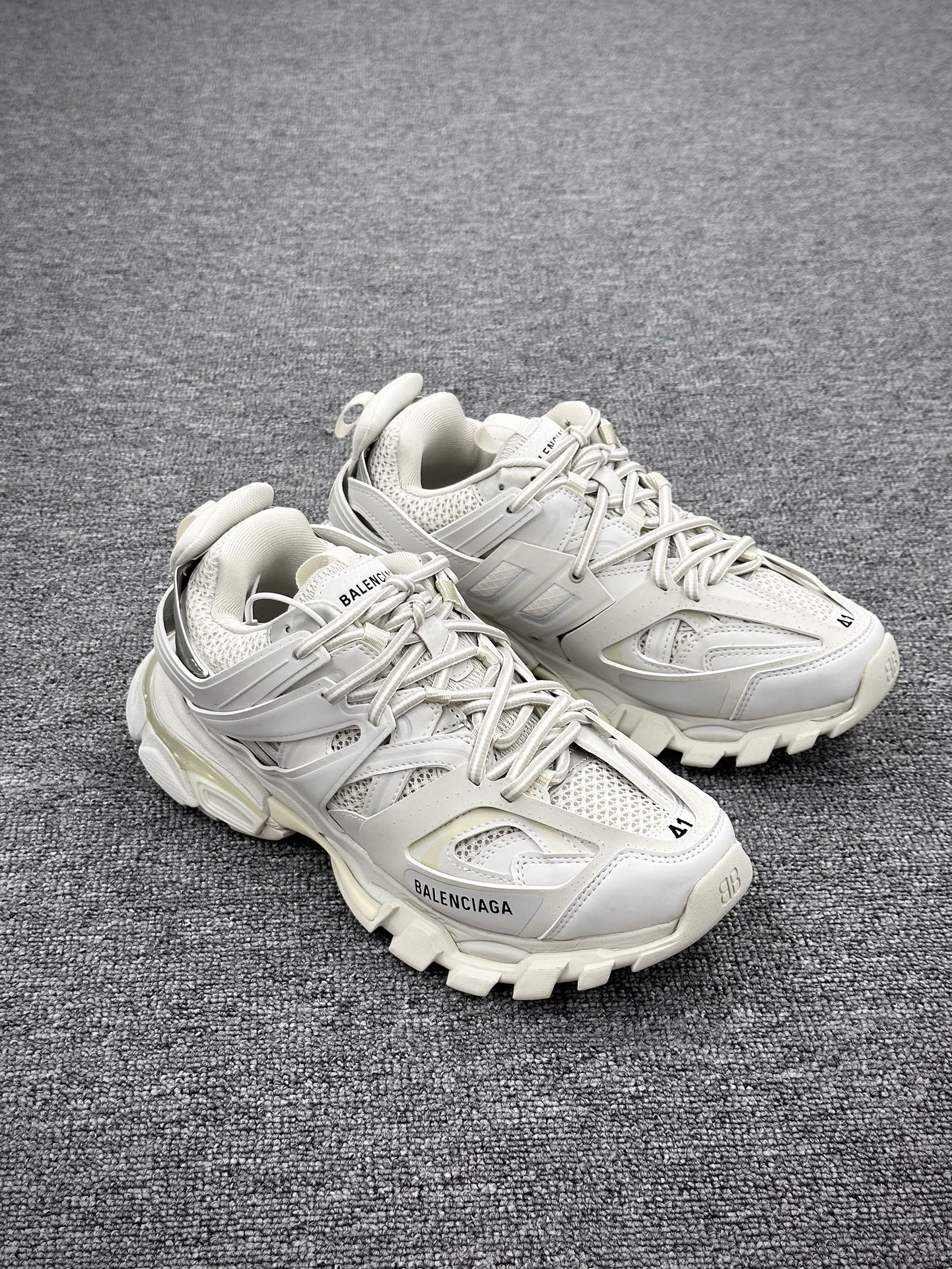 Balenciaga Track Trainers 3.0 Runner White
