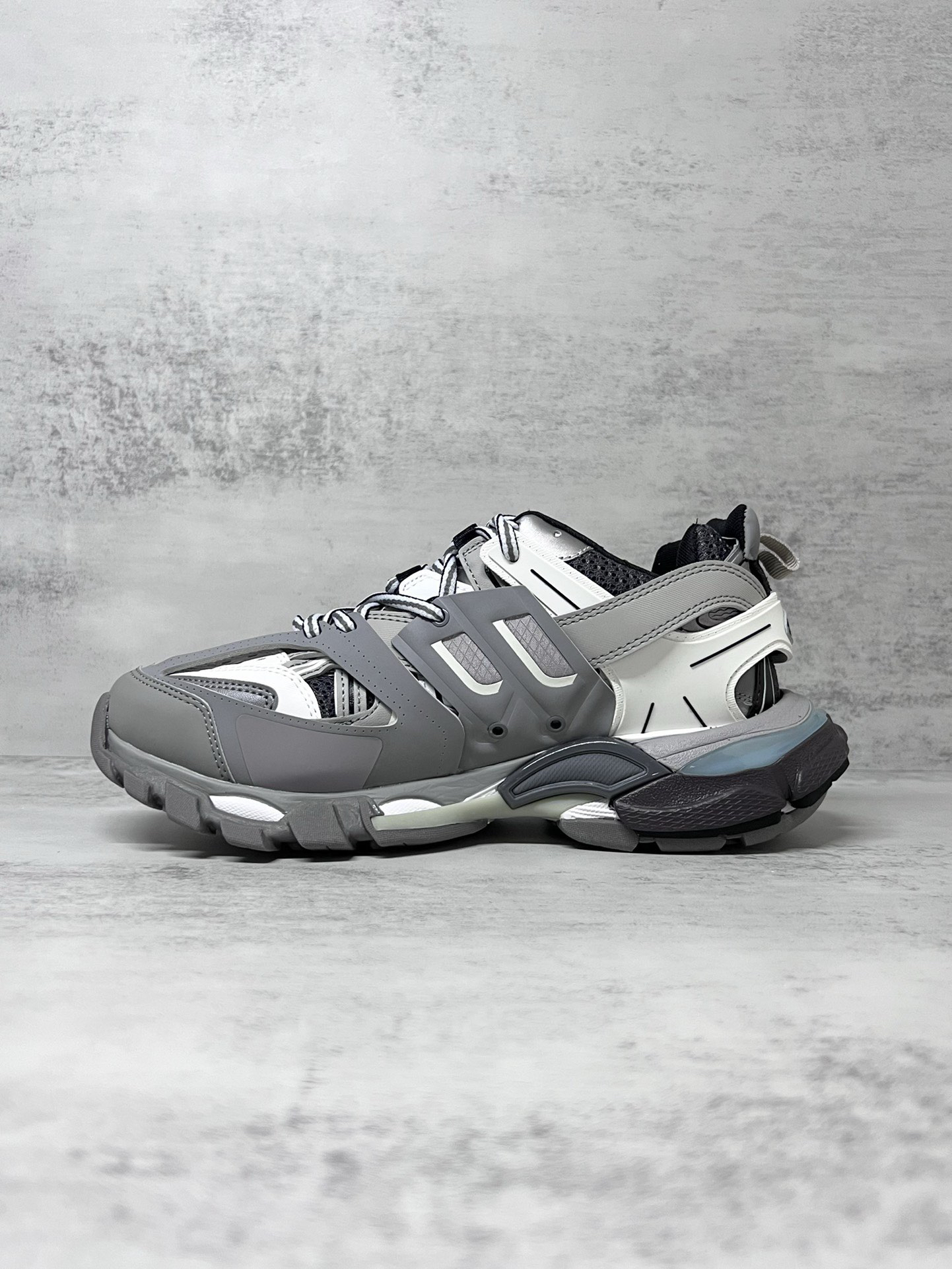 Balenciaga Track 3.0 Sneakers Grey