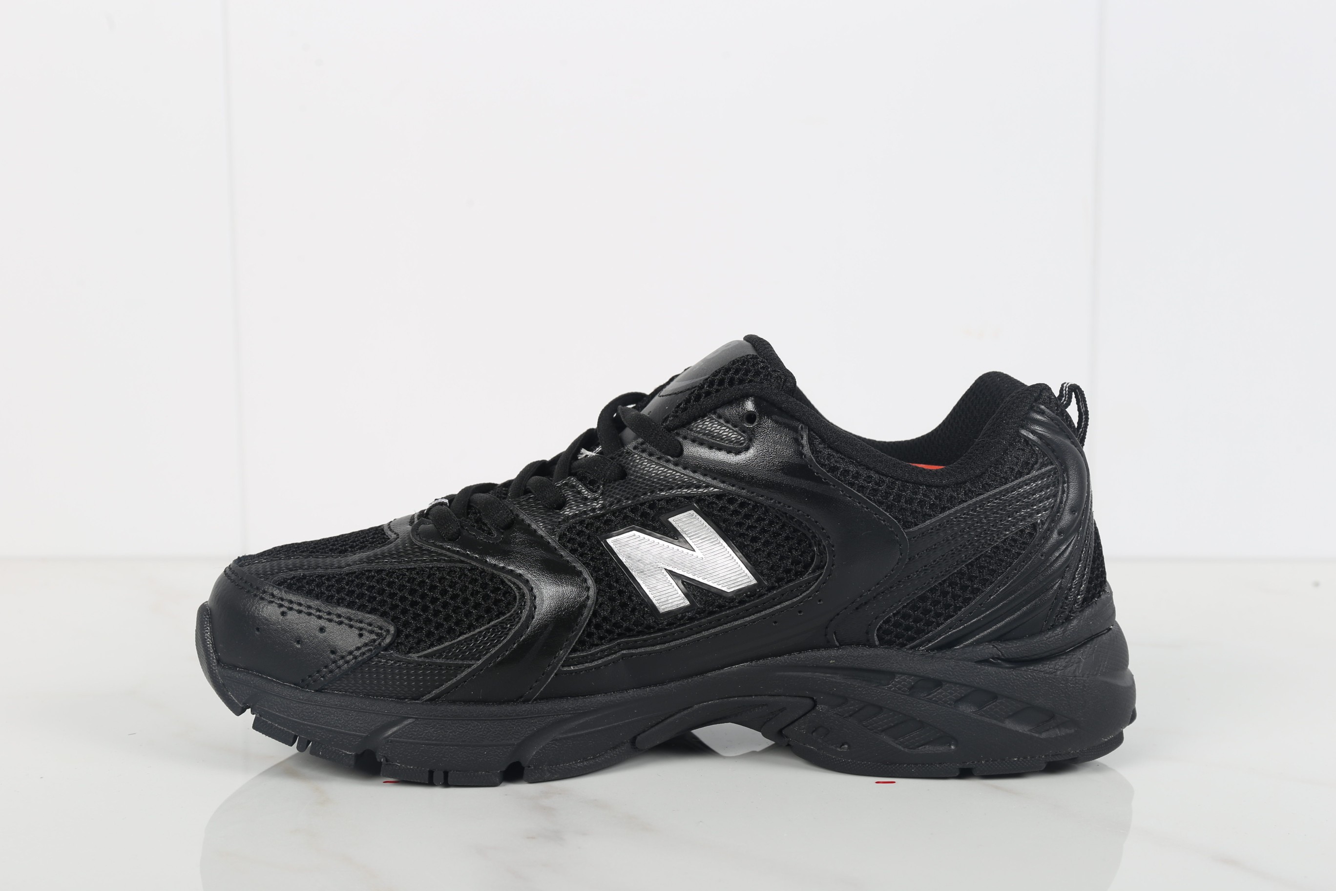 New Balance MR530 Retro Dad Sneakers Black