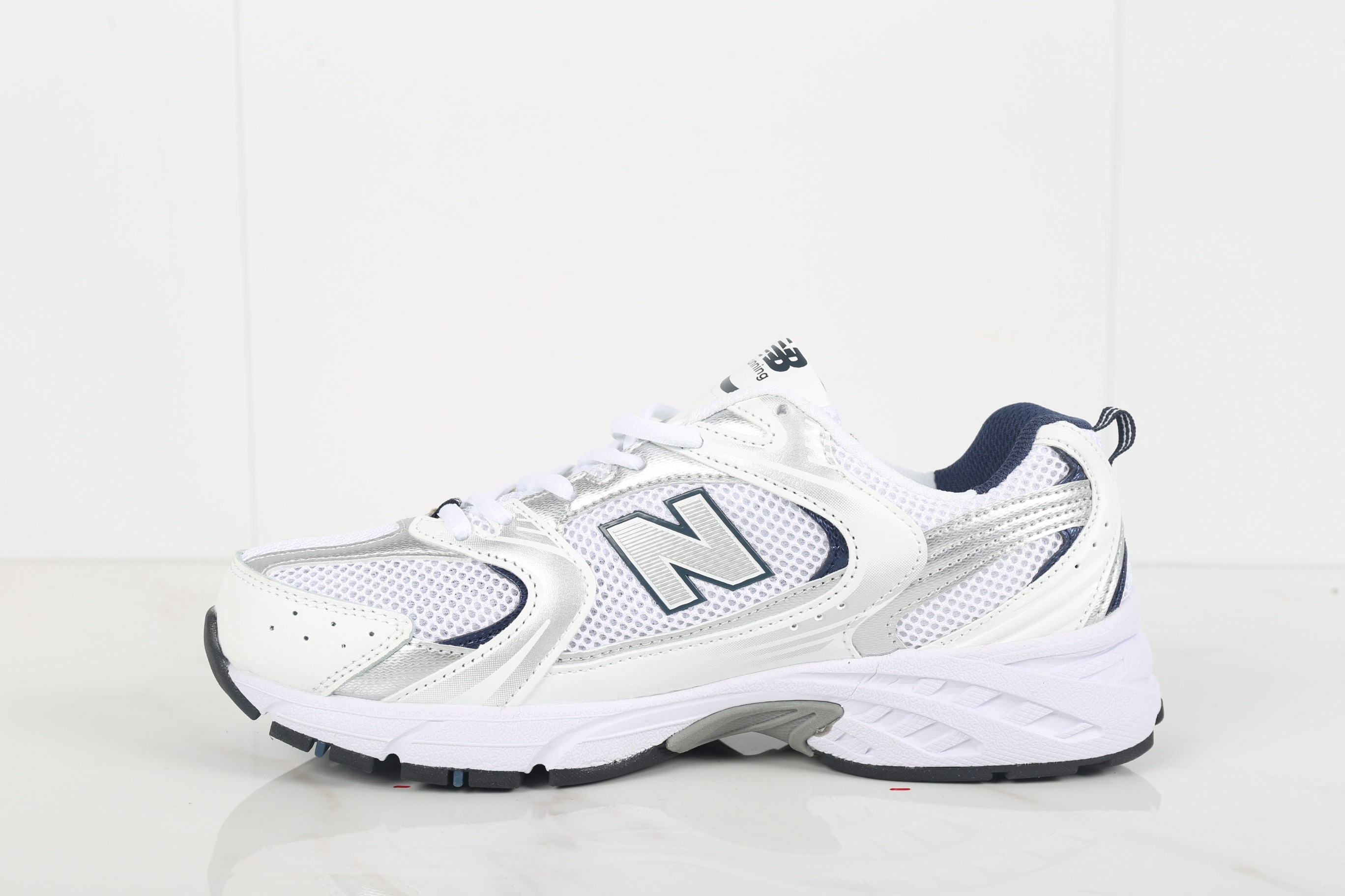 New Balance MR530 Retro Dad Sneakers White/Silver/Navy