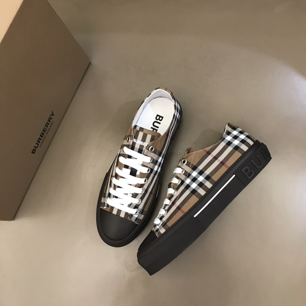 Burberry Vintage Check Low-Top Sneakers Khaki