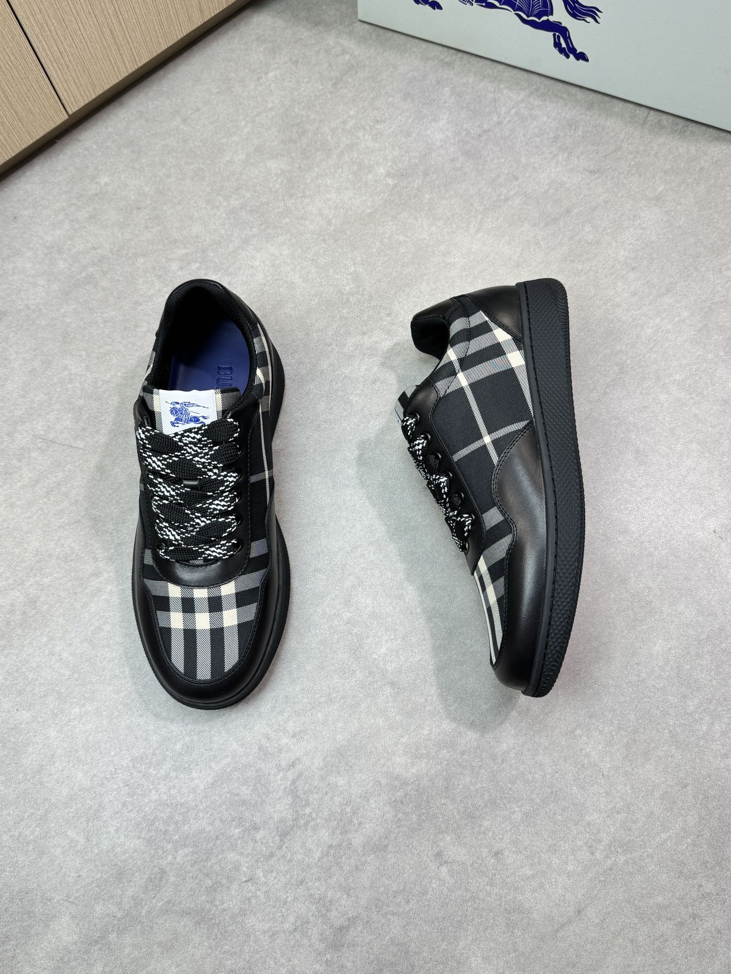 Burberry Vintage Check Sneakers Black