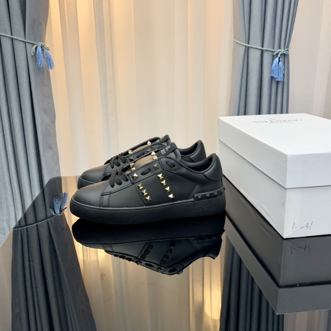 Valentino Studded Low-Top Sneakers Black