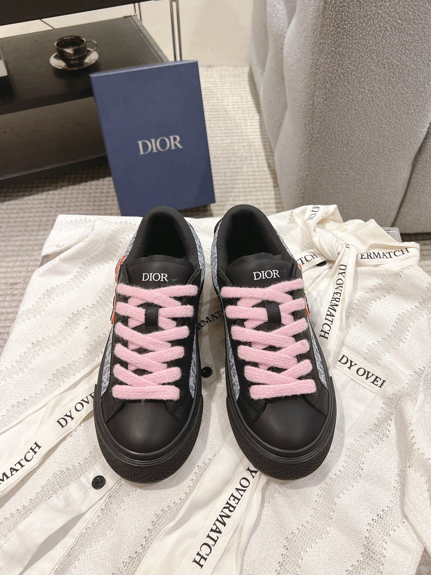 Dior B33 CD Diamond Low-Top Sneakers Black/Grey/Pink