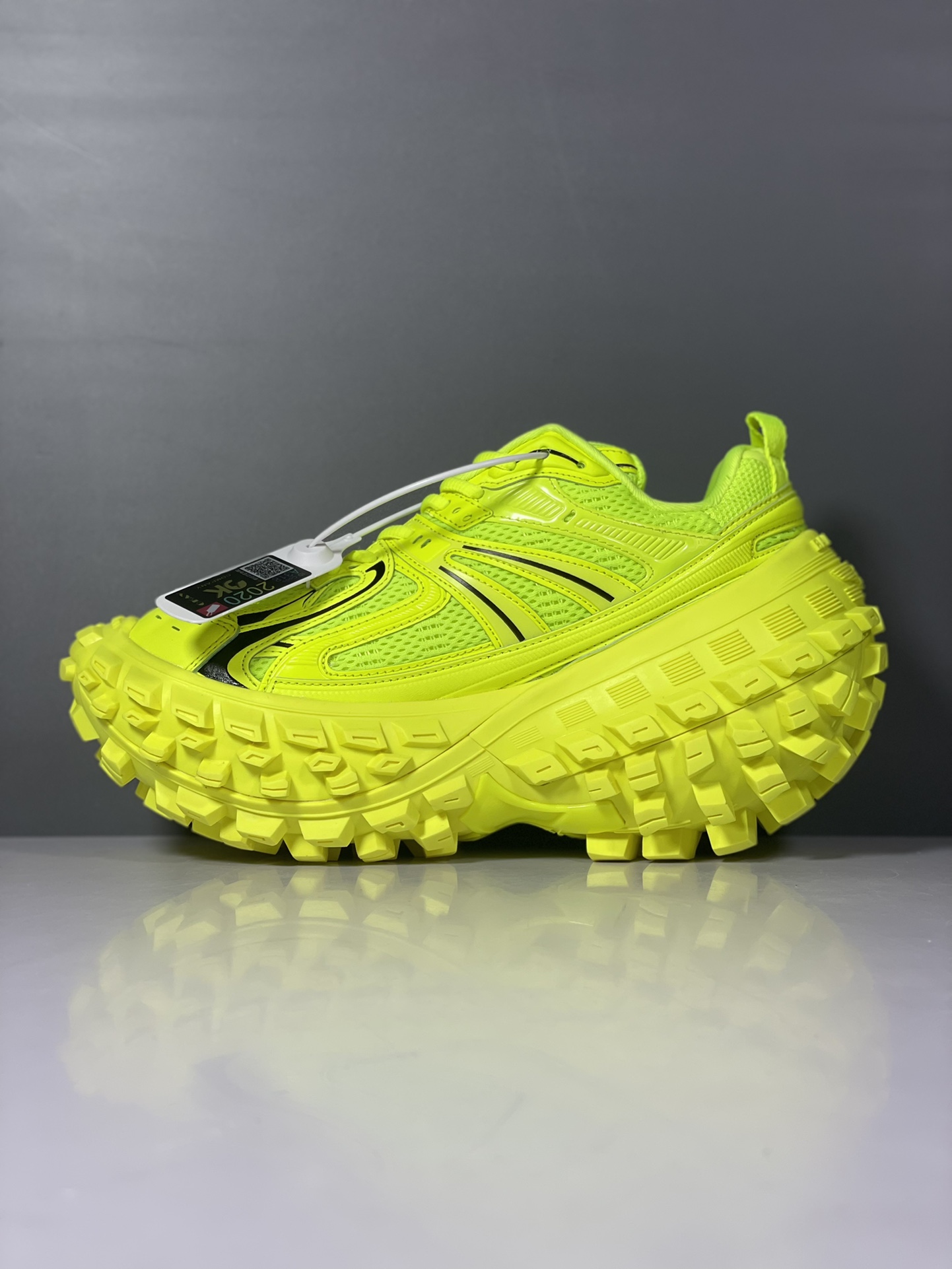 Balenciaga Defender Platform Sneakers Fruit Green