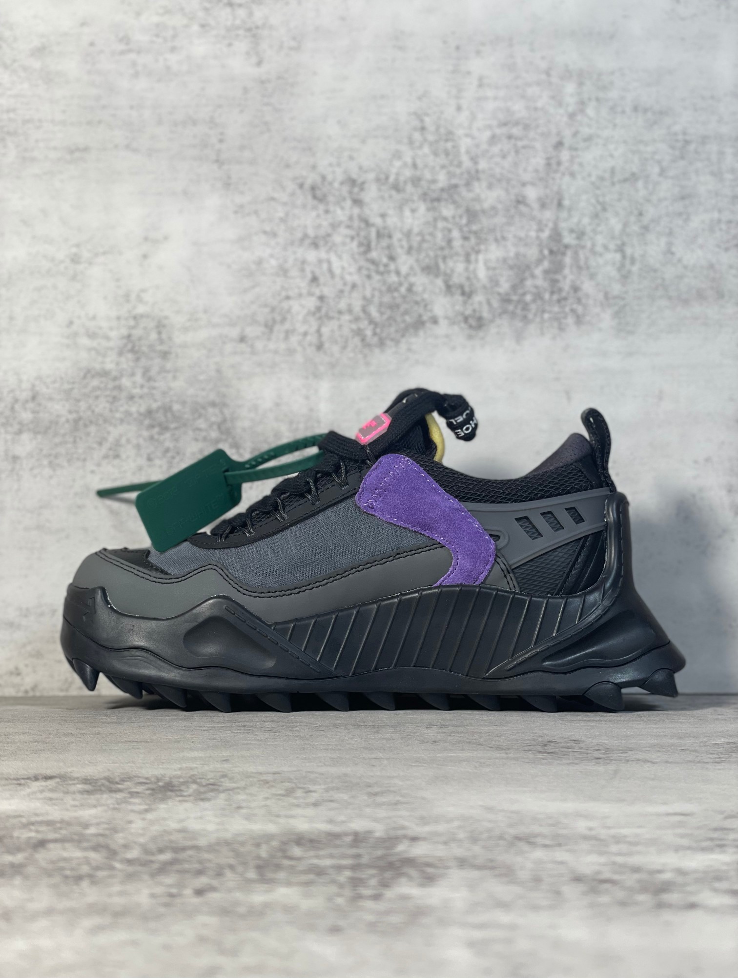 Off-White ODSY-1000 Chunky Sneakers Black/Gray