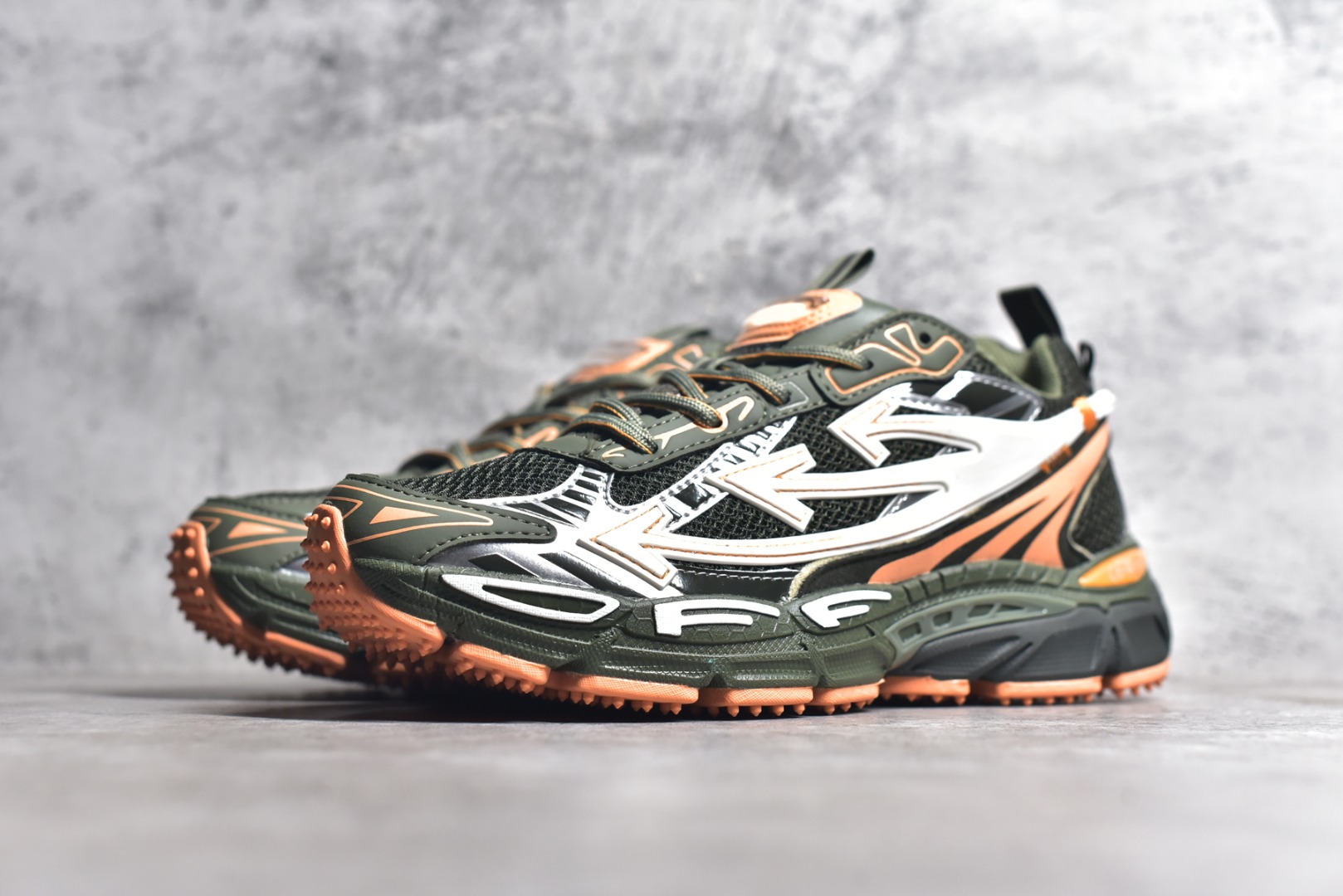 Off-White CO Virgil Abloh Retro Runner Sneakers Green