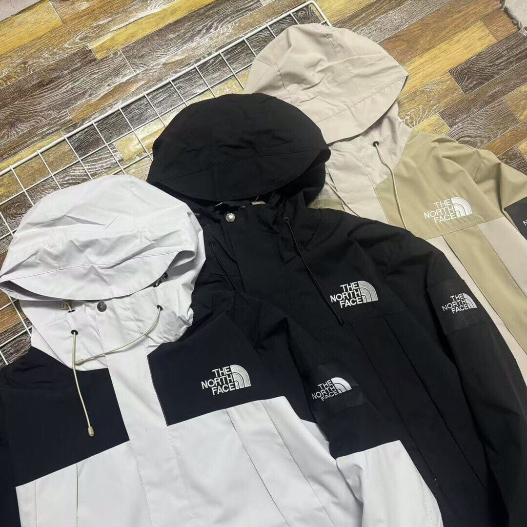 The North Face Hooded Windproof Jacket Multicolor