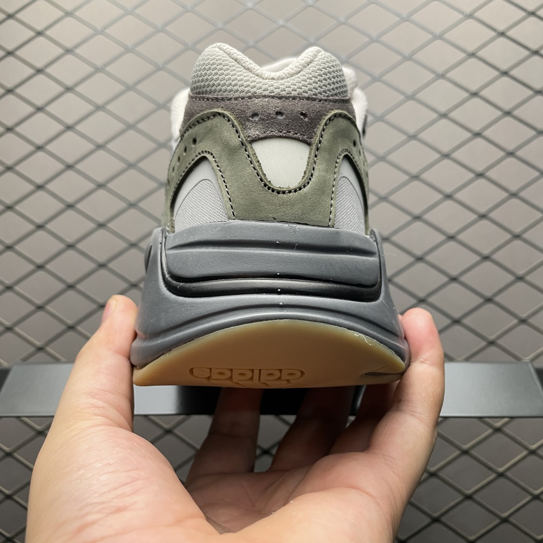 Adidas Yeezy 700 V2 FU7914 Sneakers Grey