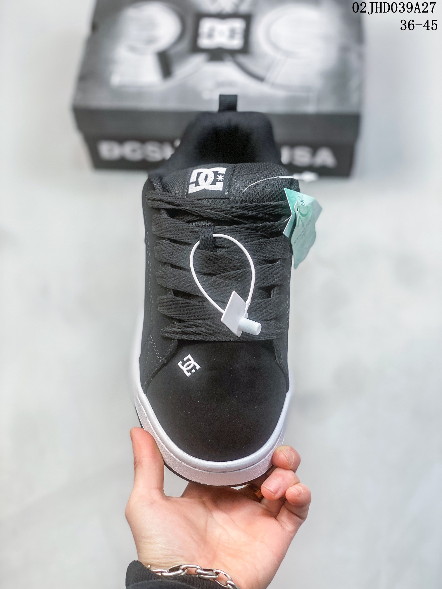 DC Skate Low-Top Leather Sneakers Black/White